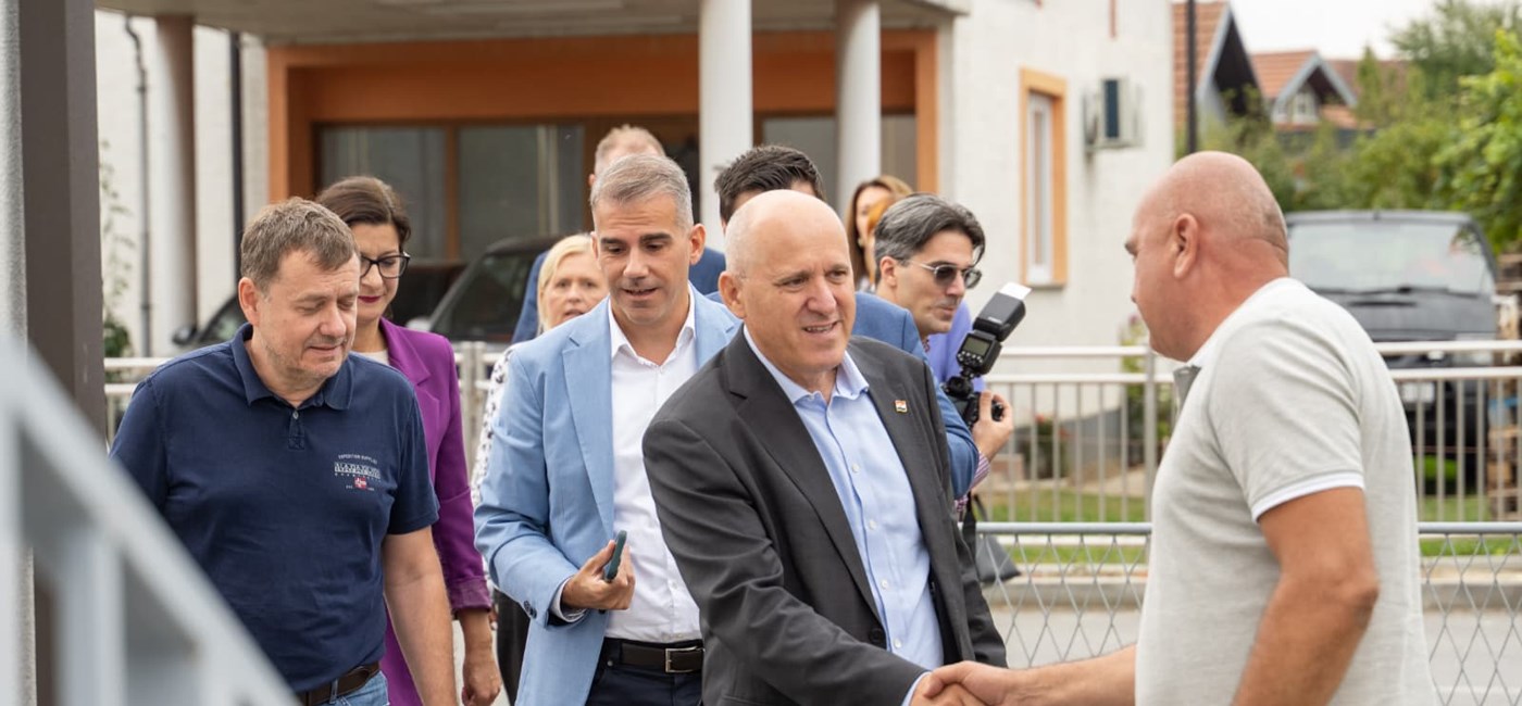 Bačić: Obnova Petrinje dobro napreduje 